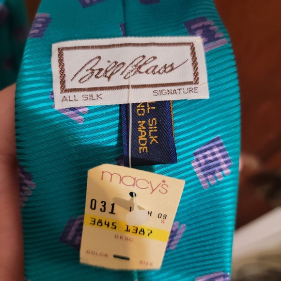Vintage Teal and Purple Bill Blass 100% Silk 3" Tie - Picture 6 of 6